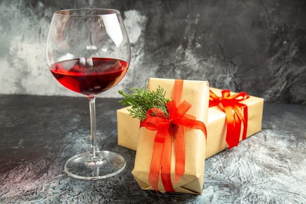 Comment créer un panier cadeau de vin pour une grande occasion